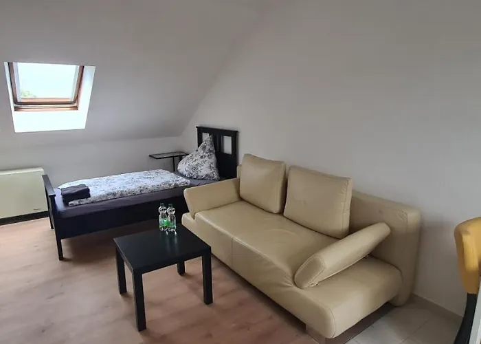 Ganze 2 Raum Ferienwohnung Rechts