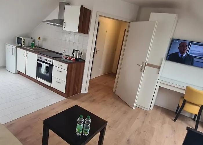 Ganze 2 Raum Ferienwohnung Rechts